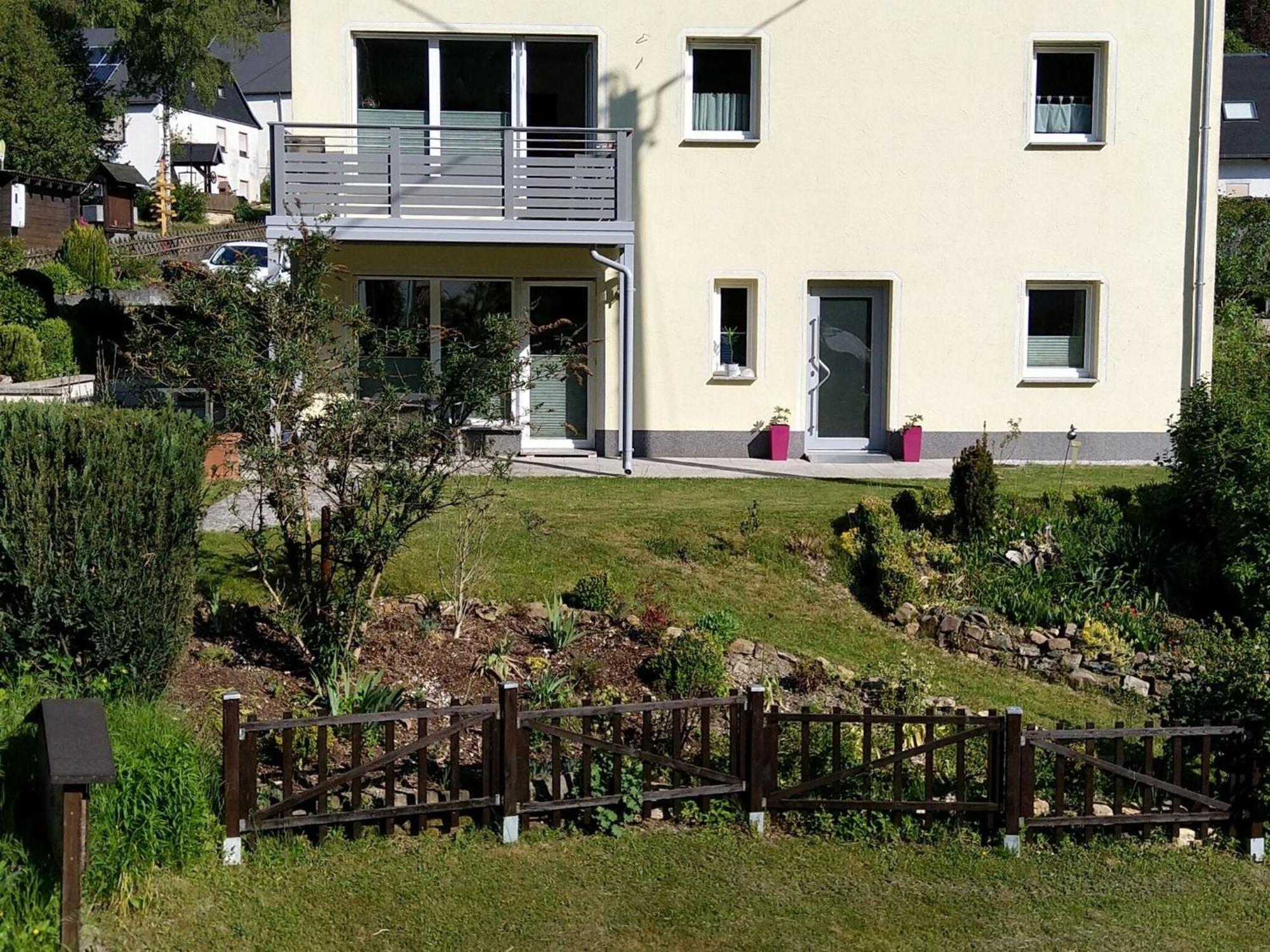 Apartment With Terrace And View Merschbach Экстерьер фото