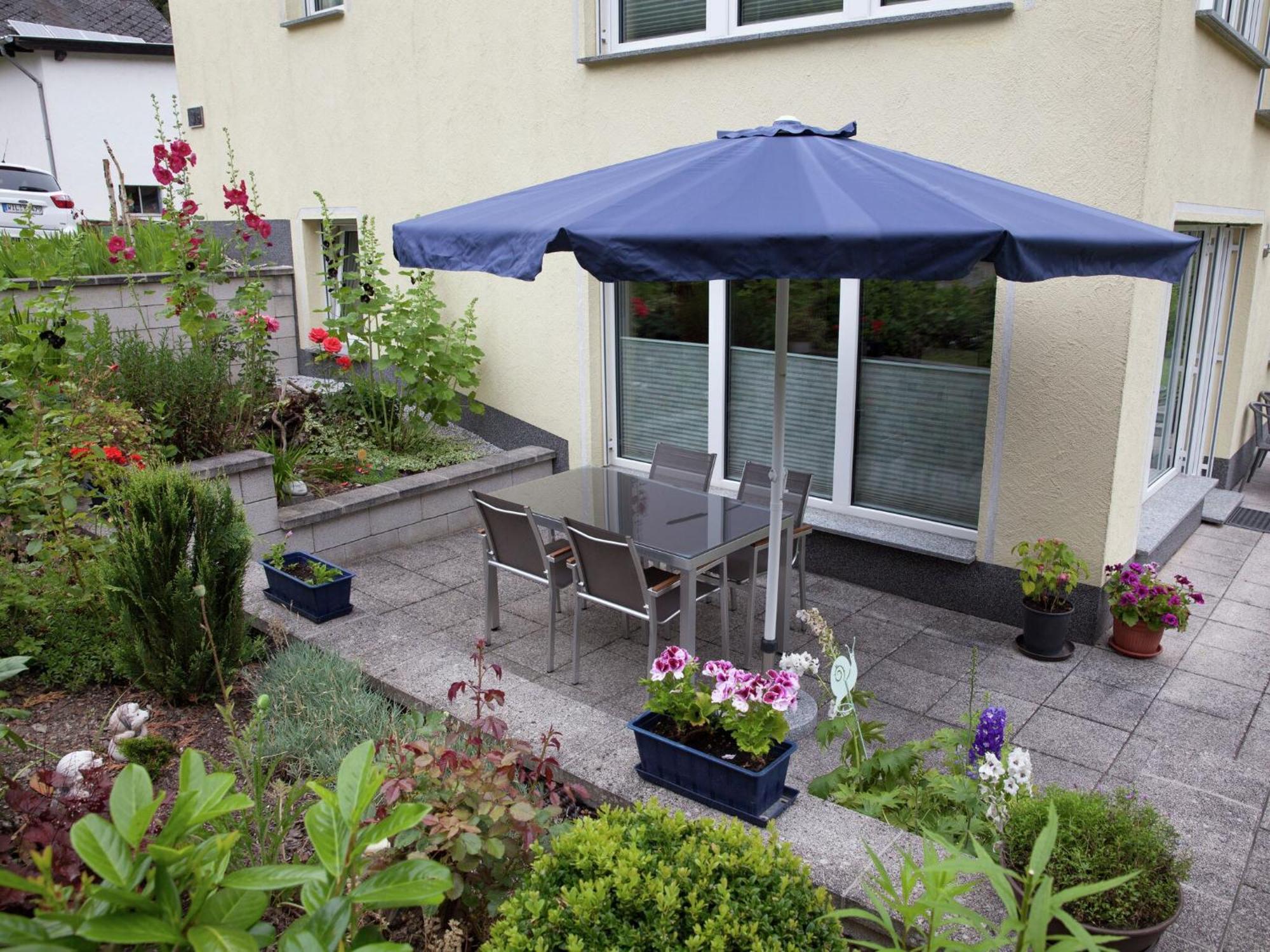 Apartment With Terrace And View Merschbach Экстерьер фото